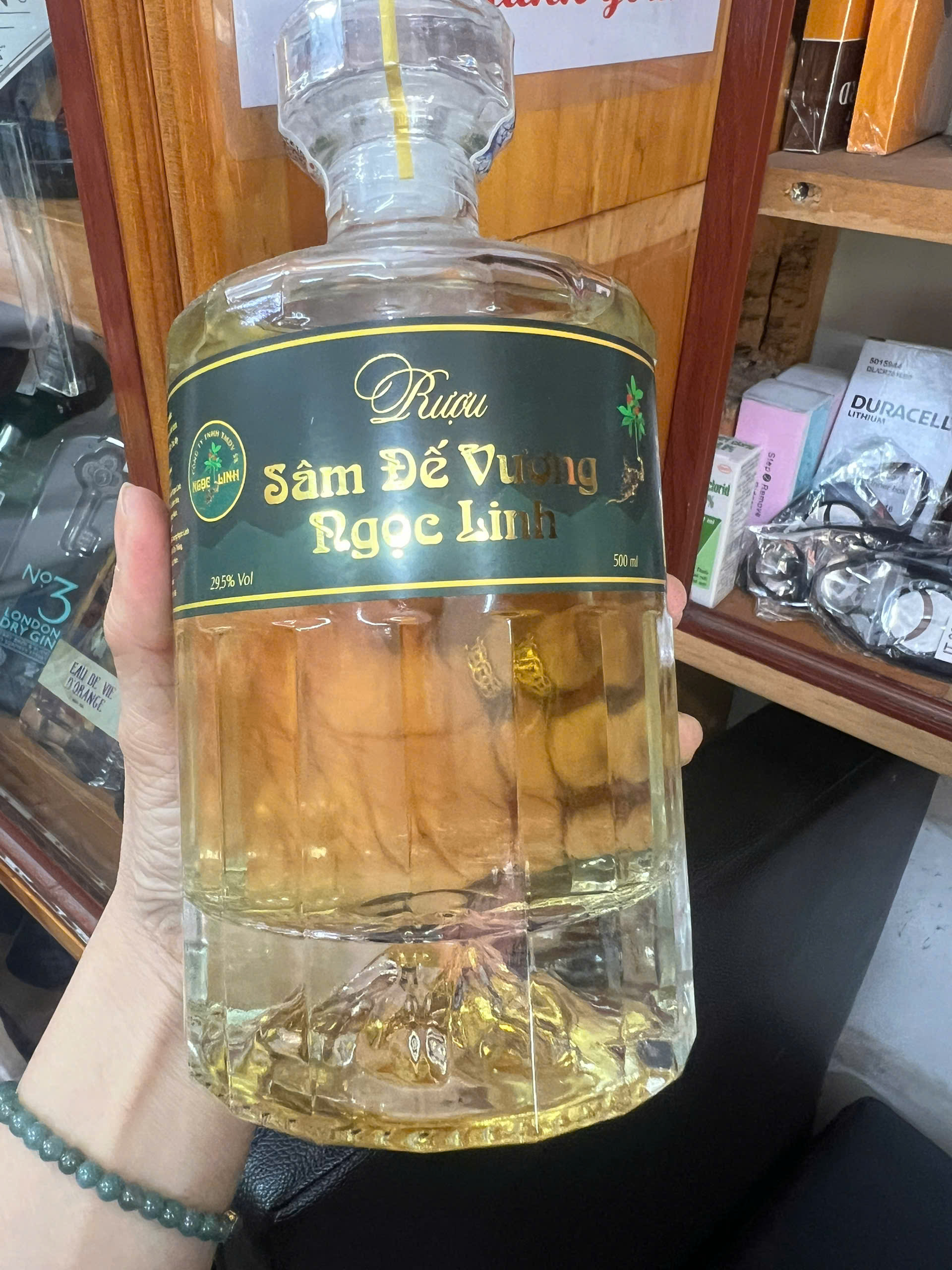 Sâm Đế Vương Ngọc Linh- Ginseng - Local Wine-50cl- 29,5%v/v