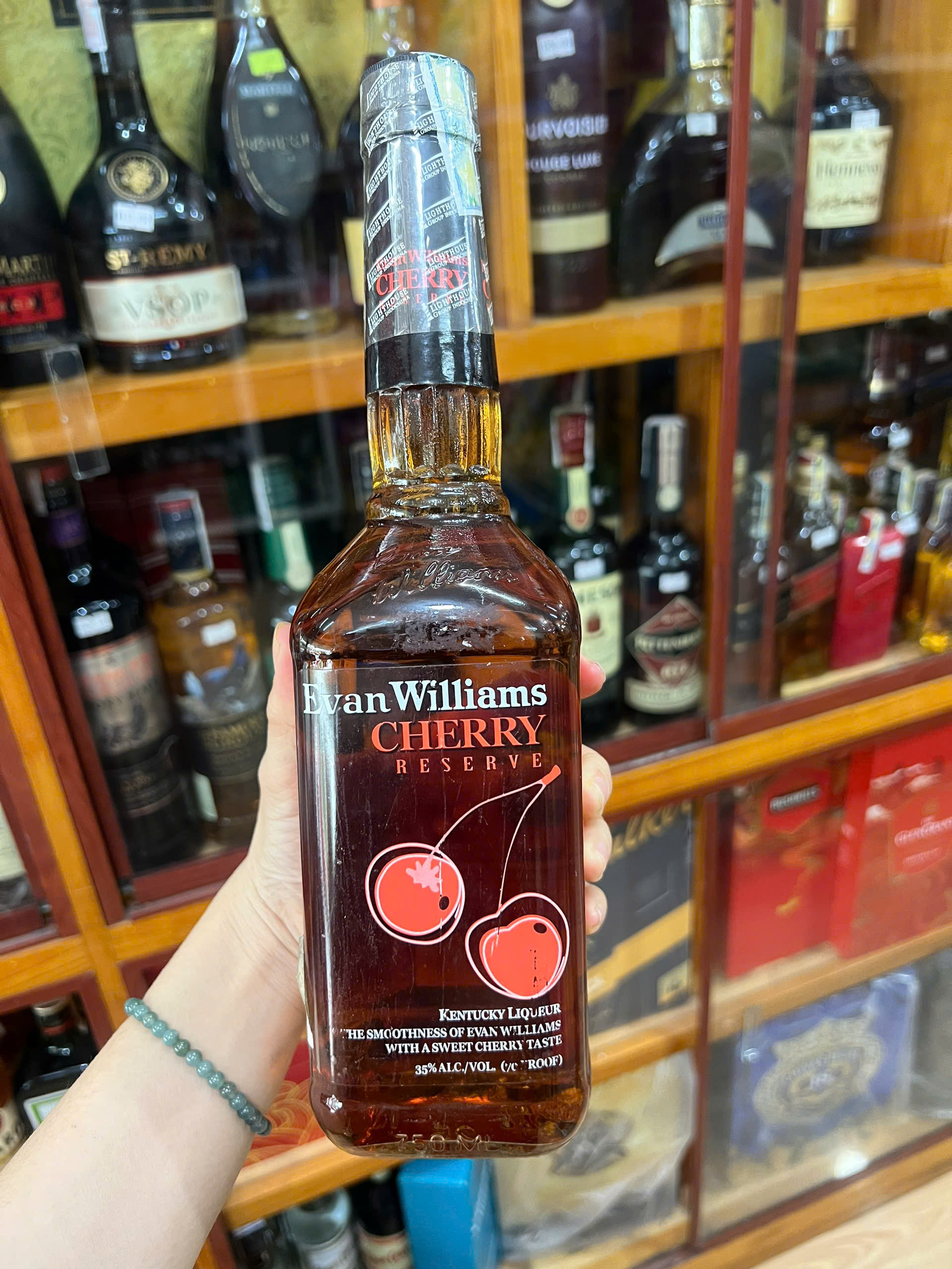 Rượu Whisky Evan Williams Cherry Reserve 35%v/v- 70cl